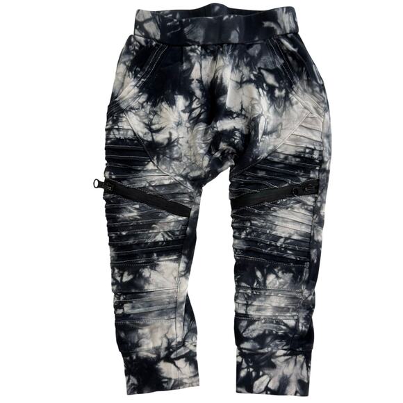 Posh Kiddos Black & White Tie Dye Biker Pants Size 12 Months - Picture 1 of 5